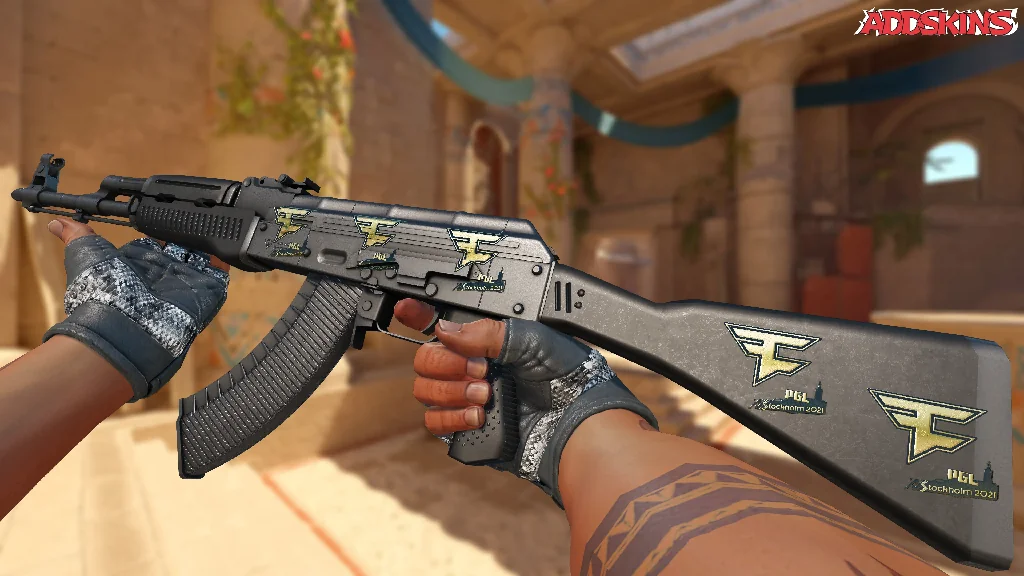 Sticker | FaZe Clan (Gold) | Stockholm 2021 inspecting