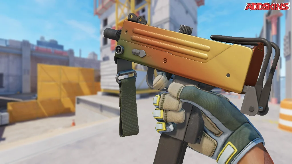 MAC-10 | Amber Fade inspecting