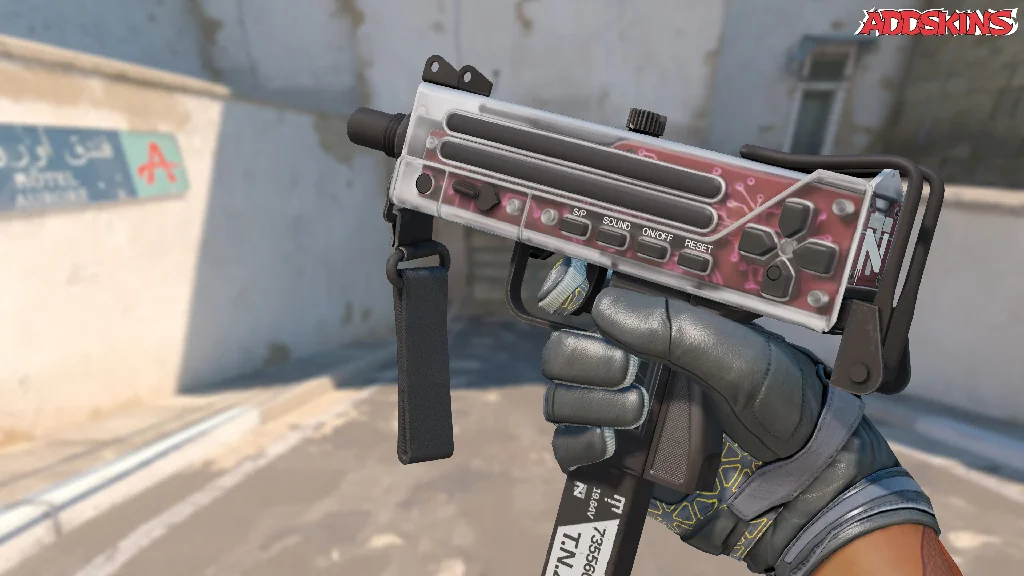 MAC-10 | Button Masher inspecting