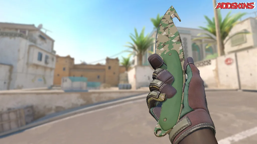 ★ Gut Knife | Forest DDPAT inspecting