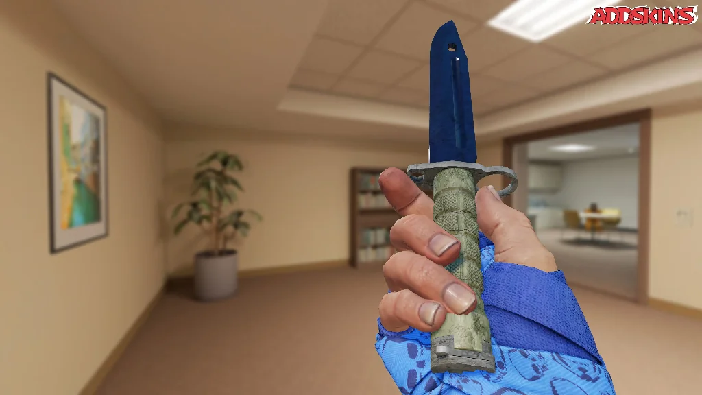 ★ Bayonet | Blue Steel inspecting