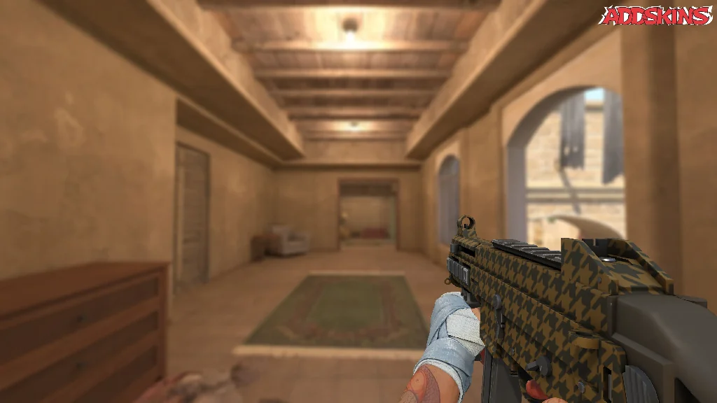 UMP-45 | Houndstooth holding