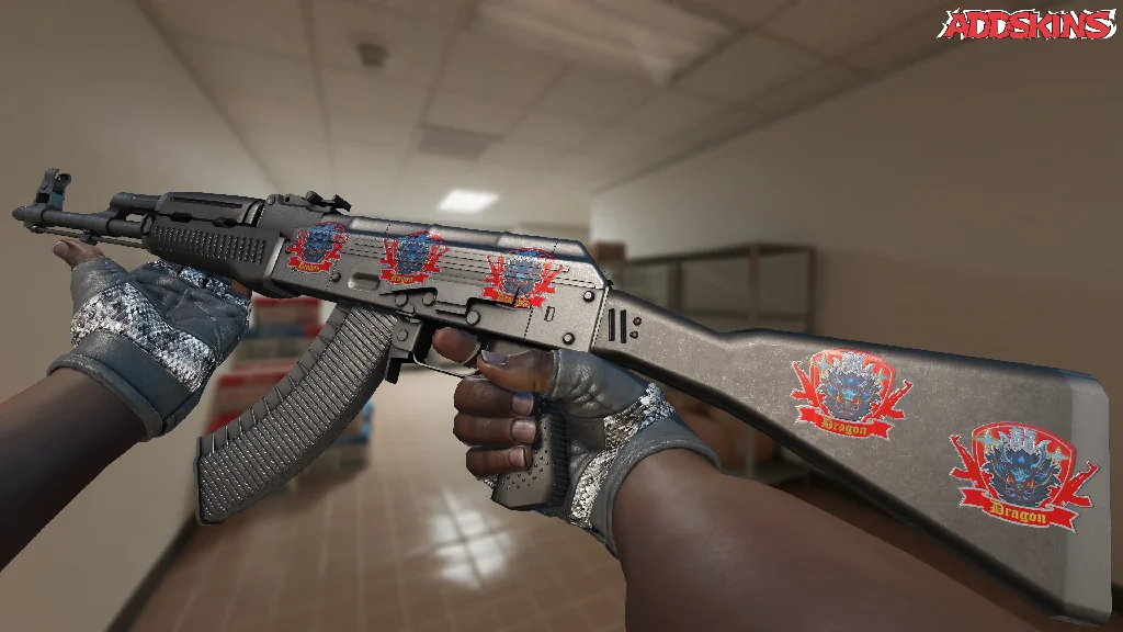 Sticker | Guardian Dragon (Foil) inspecting