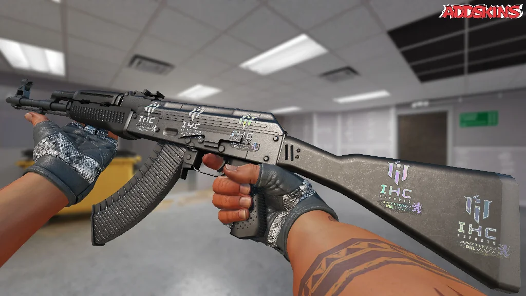 Sticker | IHC Esports (Holo) | Antwerp 2022 inspecting