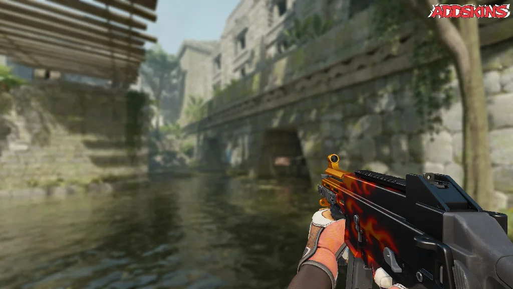 UMP-45 | Blaze holding
