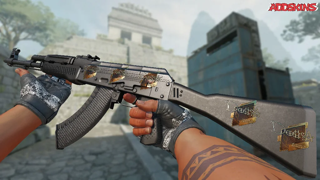 Sticker | Dosia (Gold) | Boston 2018 inspecting