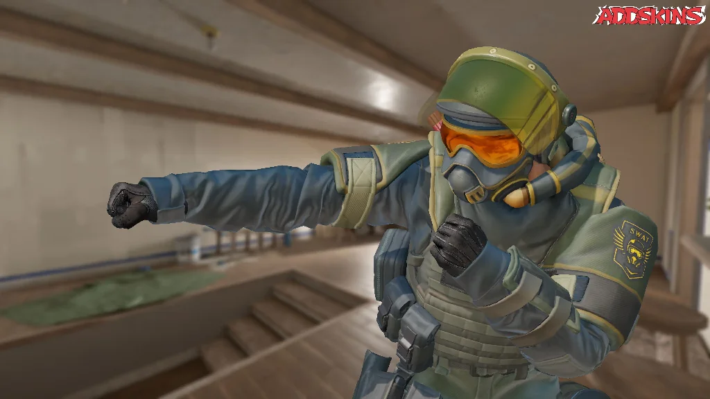 Bio-Haz Specialist | SWAT pose-3