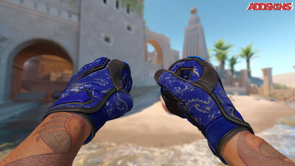 ★ Specialist Gloves | Cloud Chaser holding