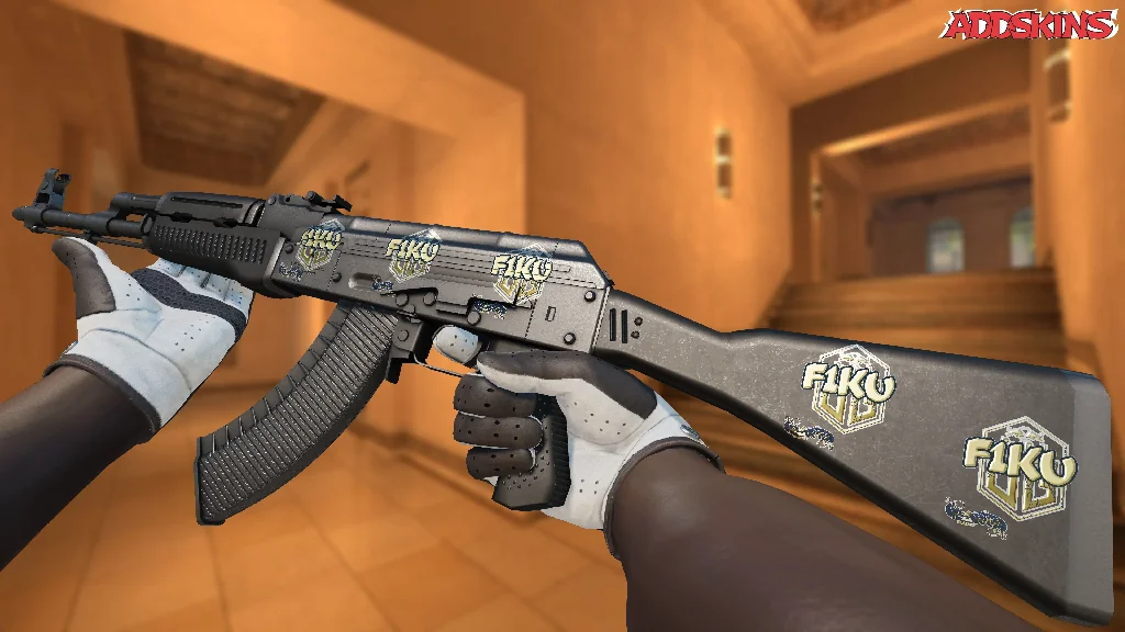 Sticker | F1KU (Gold) | Paris 2023 inspecting