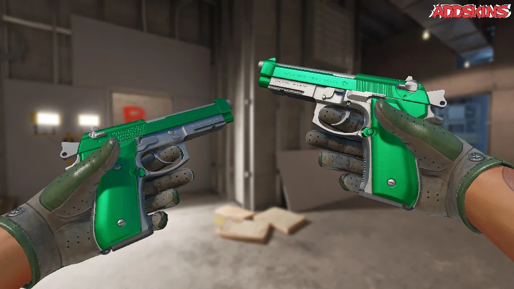 Dual Berettas | Emerald inspecting