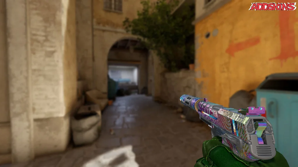USP-S | Spiral Glitch holding
