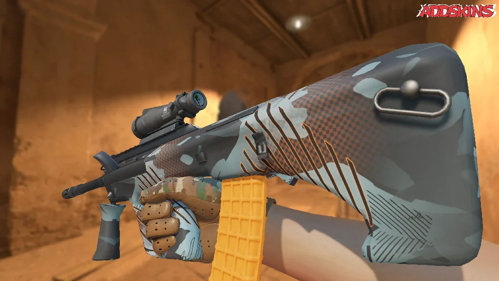AUG | Amber Slipstream inspecting