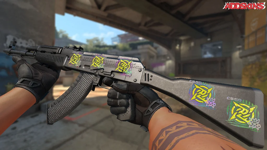 Sticker | Ninjas in Pyjamas (Holo) | 2020 RMR inspecting