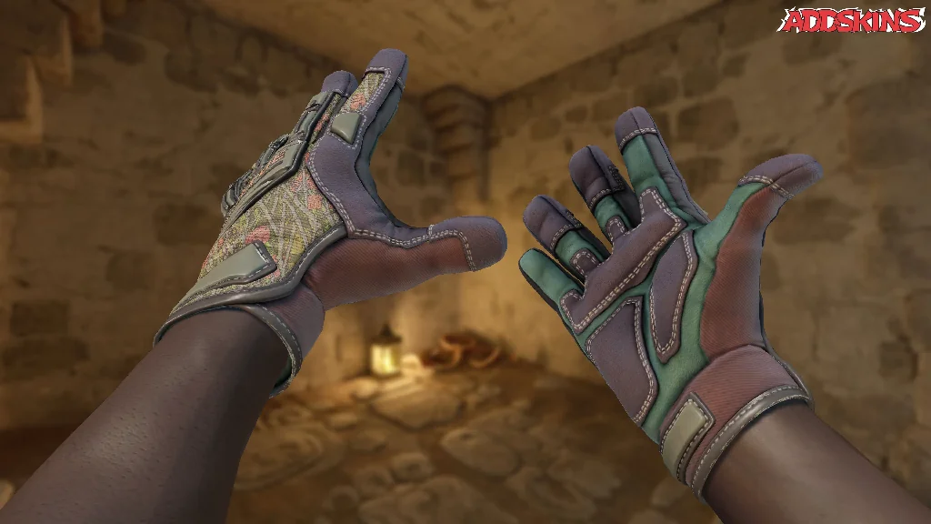 ★ Specialist Gloves | Buckshot inspecting