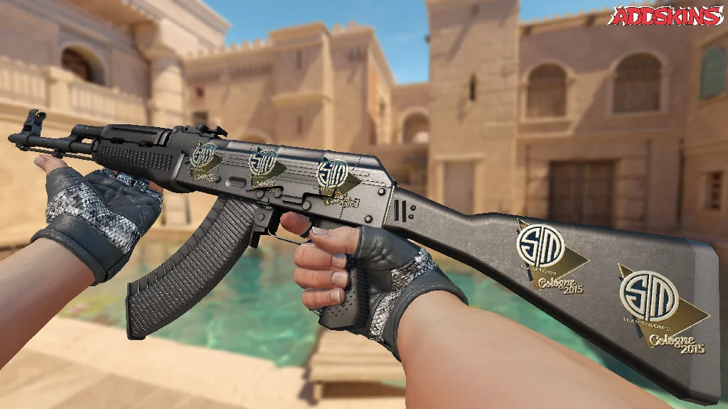 Sticker | Team SoloMid (Gold) | Cologne 2015 inspecting
