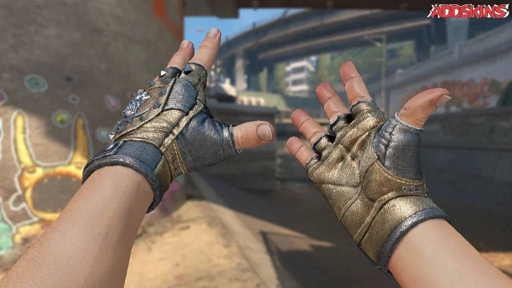 ★ Bloodhound Gloves | Bronzed inspecting