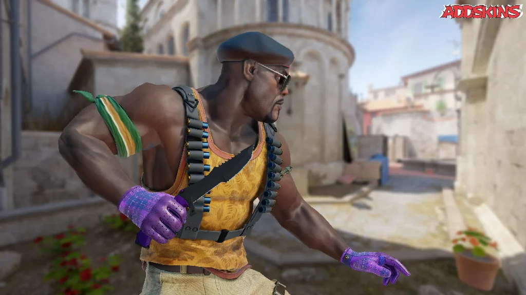 ★ Huntsman Knife | Ultraviolet pose-3