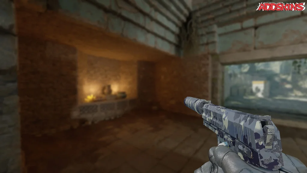 USP-S | Night Ops holding