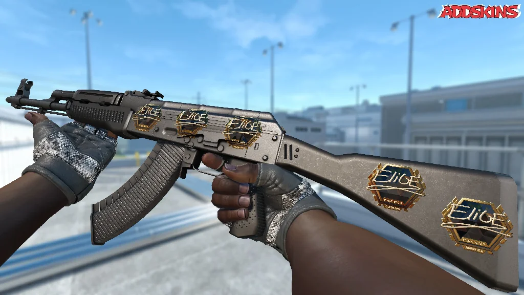 Sticker | EliGE (Gold) | London 2018 inspecting