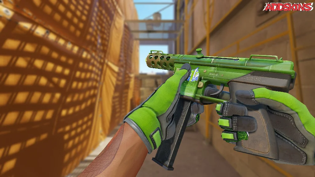 Tec-9 | Bamboozle inspecting
