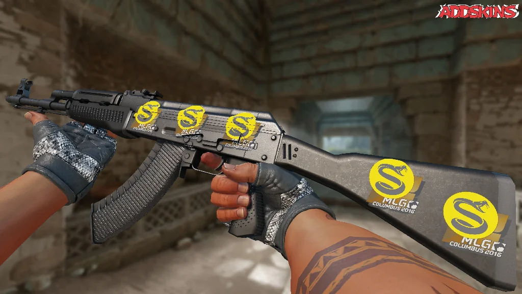 Sticker | Splyce | MLG Columbus 2016 inspecting