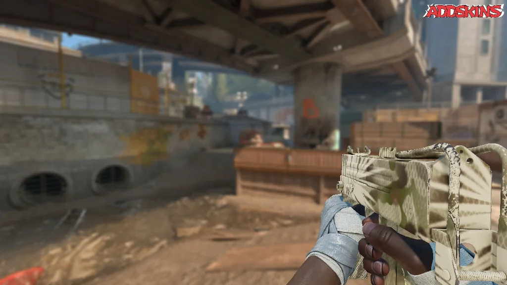 MAC-10 | Palm holding