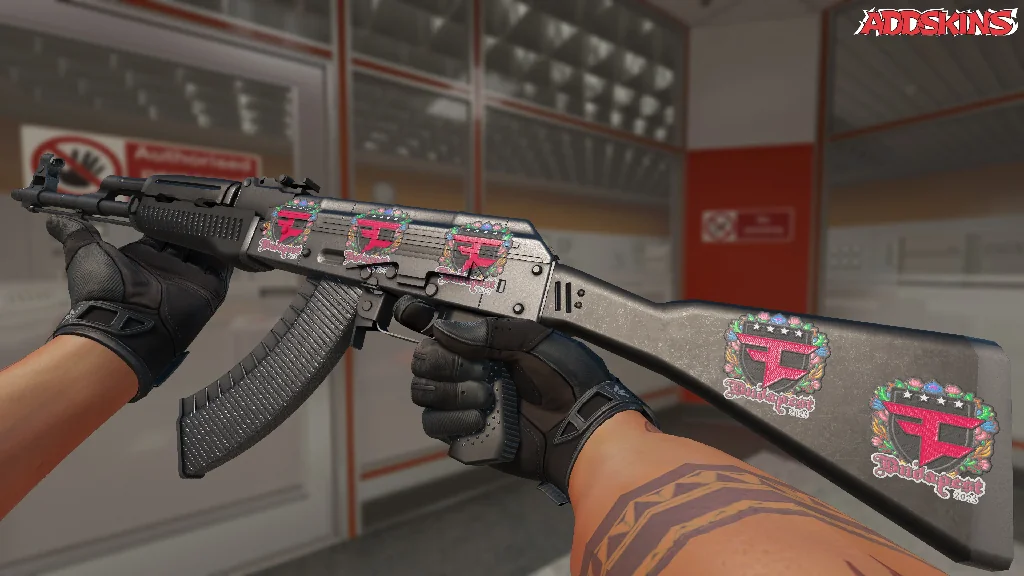 Sticker | FaZe Clan (Embroidered) | Budapest 2025 inspecting