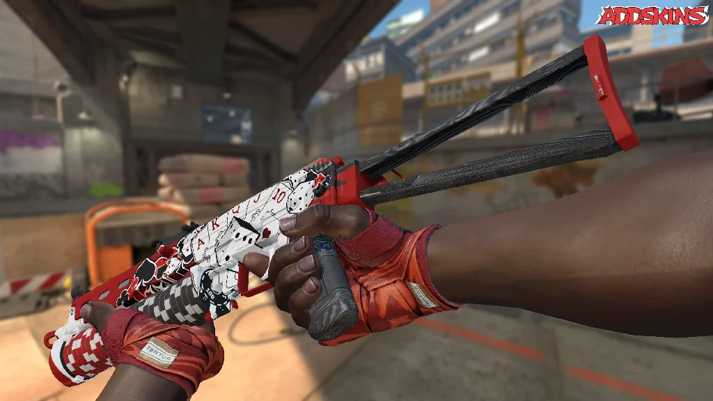PP-Bizon | High Roller inspecting