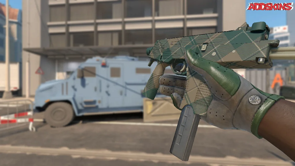 MP9 | Green Plaid inspecting