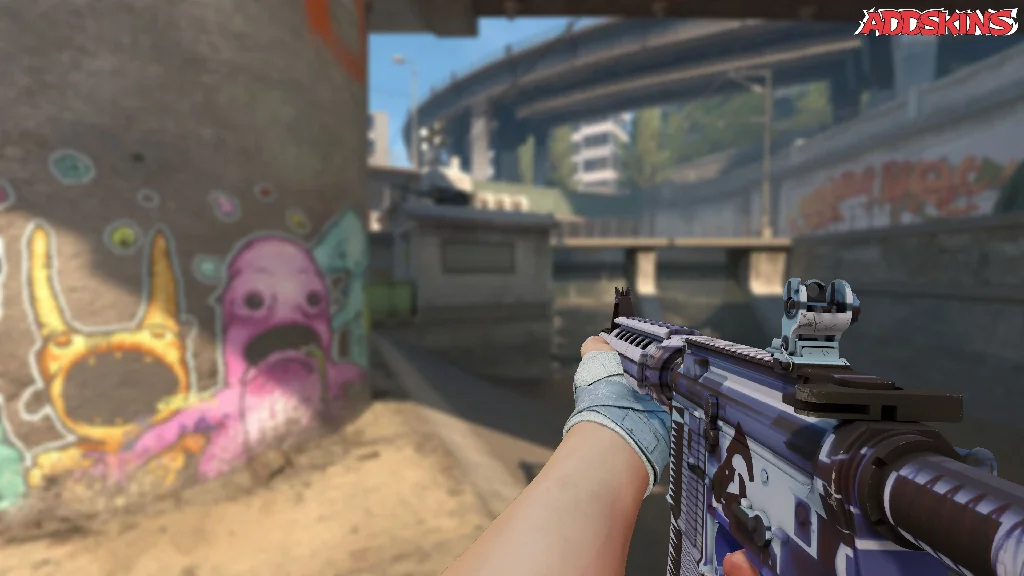 M4A4 | X-Ray holding