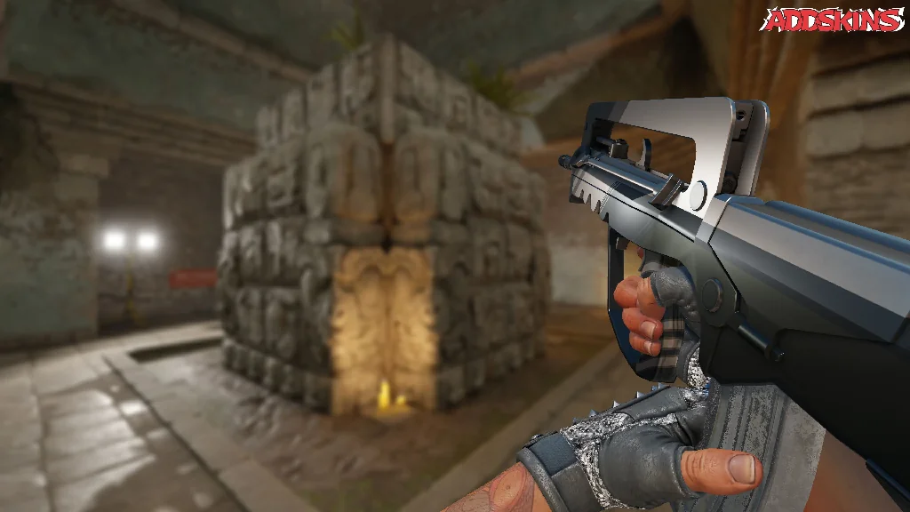 FAMAS | Sergeant reloading