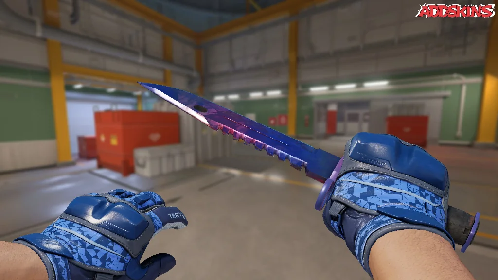 ★ M9 Bayonet | Doppler Phase 1 holding