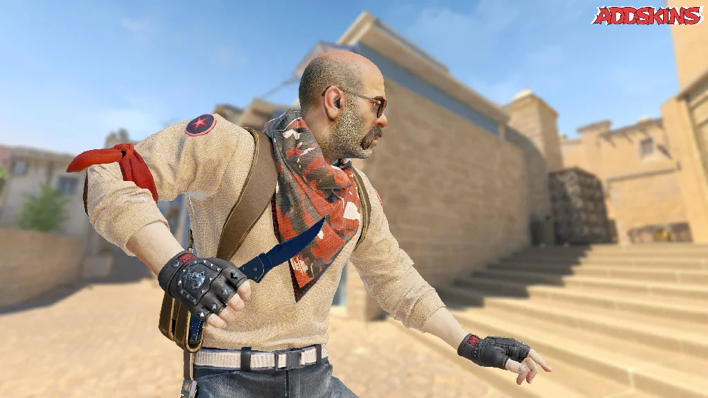 ★ Falchion Knife | Blue Steel pose-3