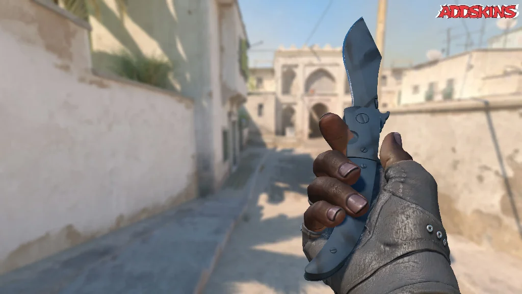 ★ Navaja Knife | Night Stripe inspecting