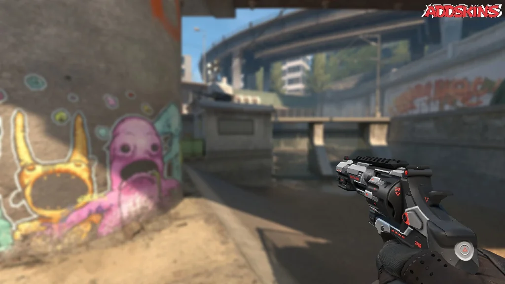 R8 Revolver | Reboot holding