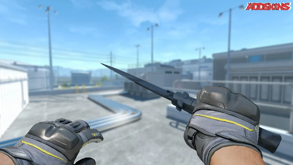 ★ Stiletto Knife | Night Stripe holding