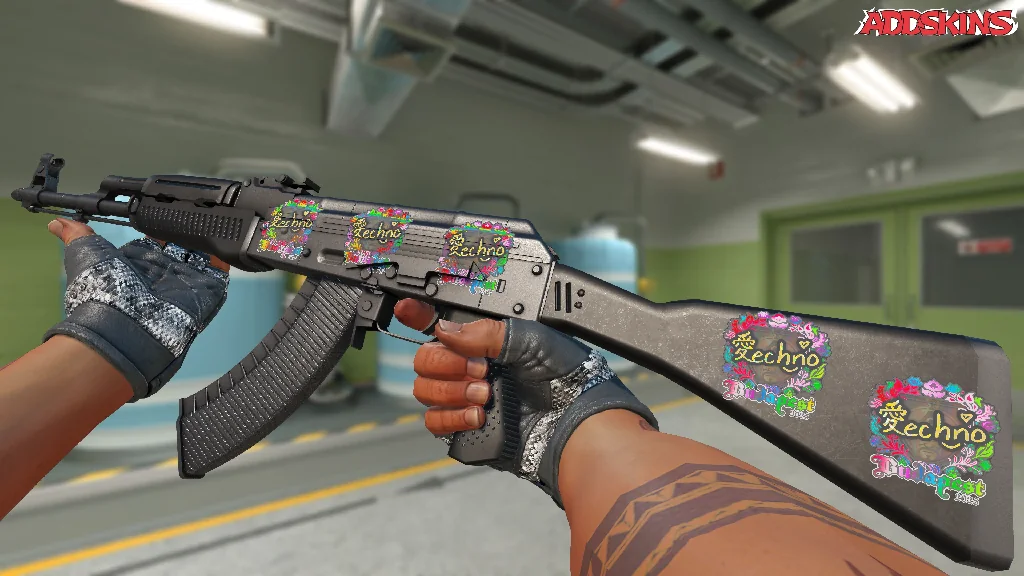 Sticker | Techno4K (Holo) | Budapest 2025 inspecting