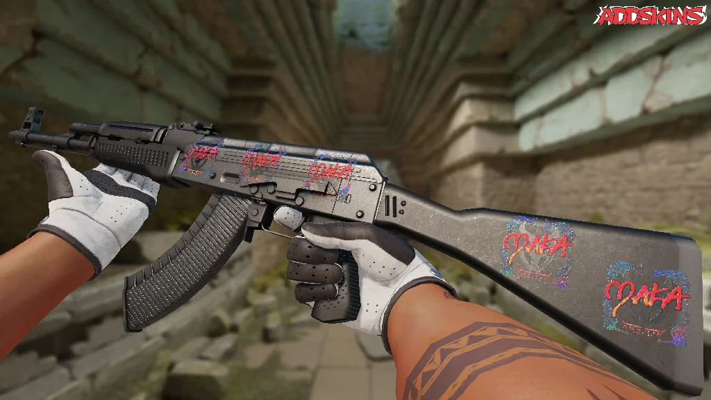 Sticker | Maka (Holo) | Austin 2025 inspecting
