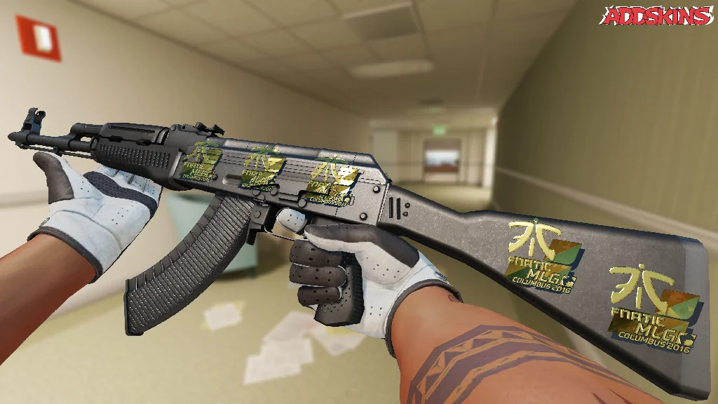 Sticker | Fnatic (Gold) | MLG Columbus 2016 inspecting