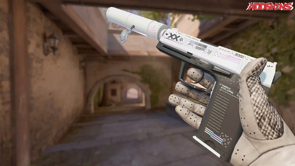 Charm | Diamond Dog inspecting
