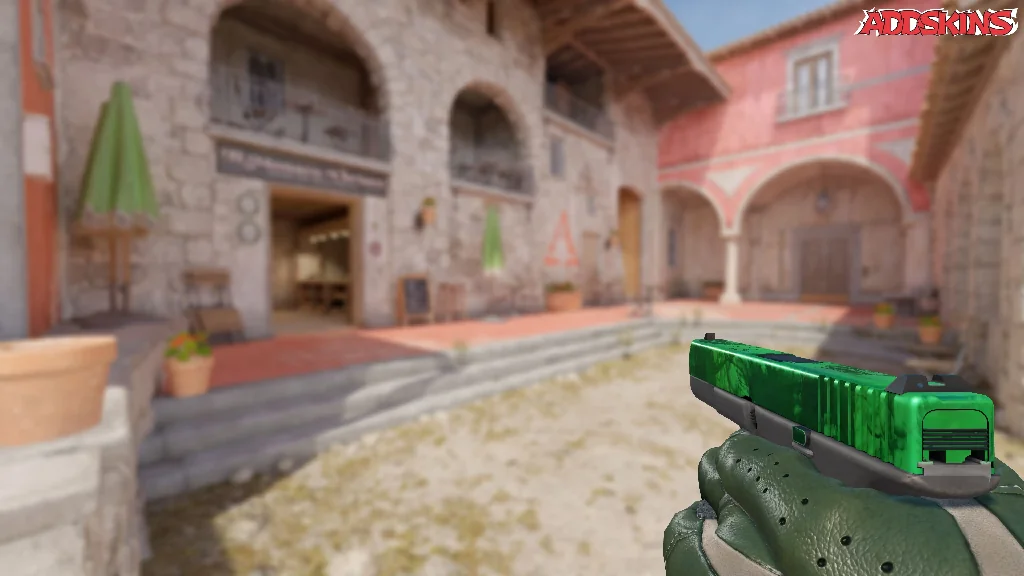 Glock-18 | Gamma Doppler Emerald holding