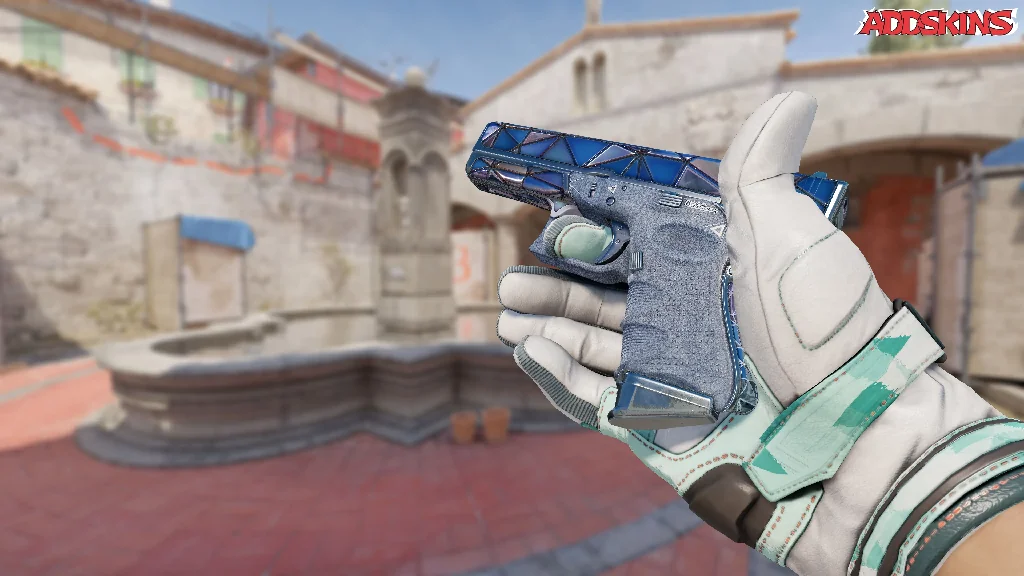 Glock-18 | Mirror Mosaic inspecting