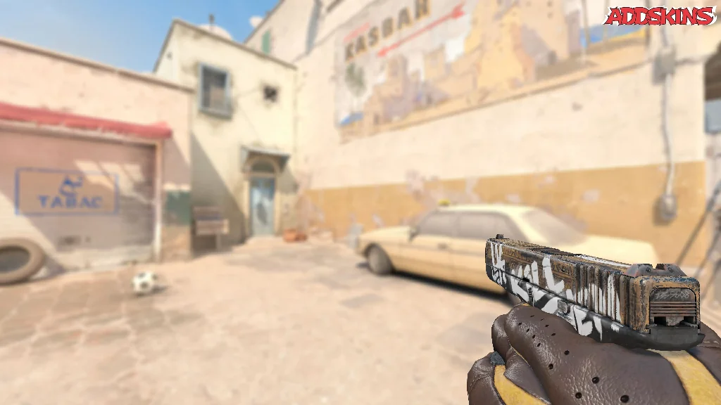 Glock-18 | Wasteland Rebel holding