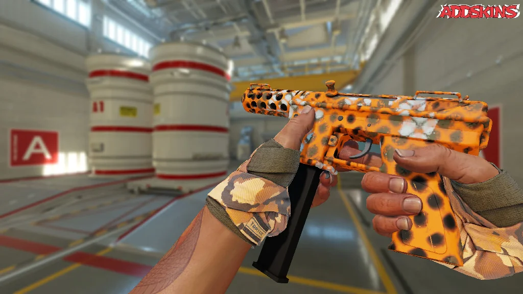 Tec-9 | Safety Net inspecting