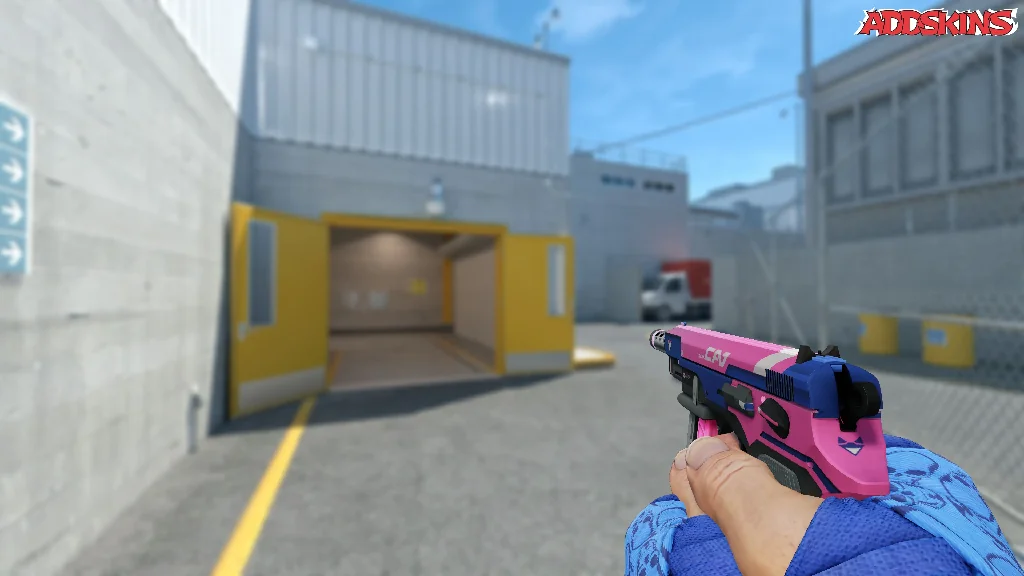 CZ75-Auto | Tacticat holding