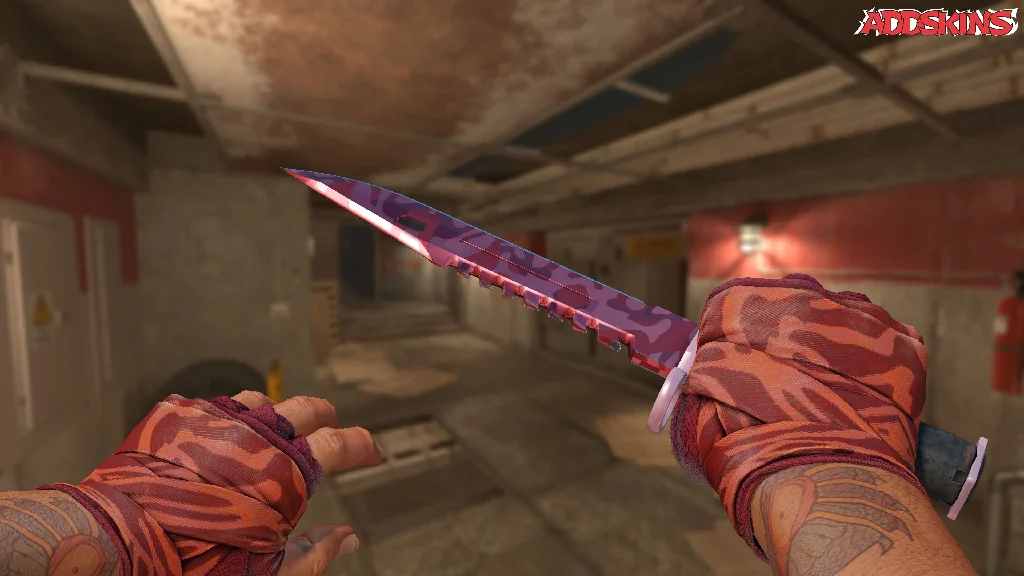 ★ M9 Bayonet | Slaughter holding
