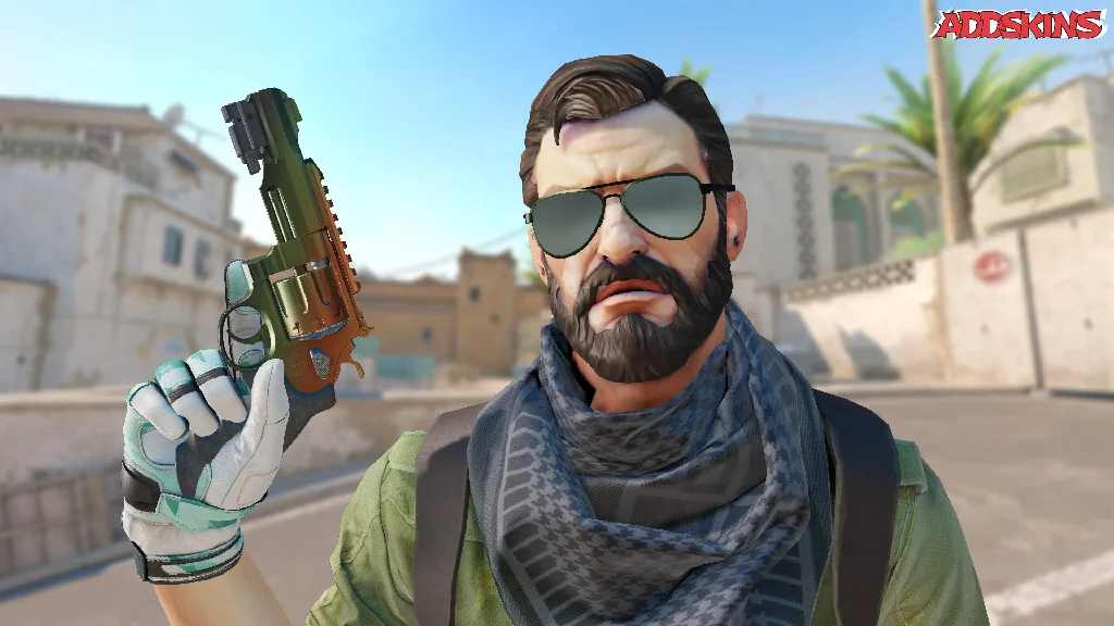 R8 Revolver | Amber Fade pose-2