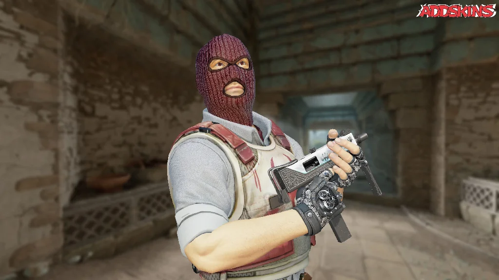 MAC-10 | Ensnared pose-3