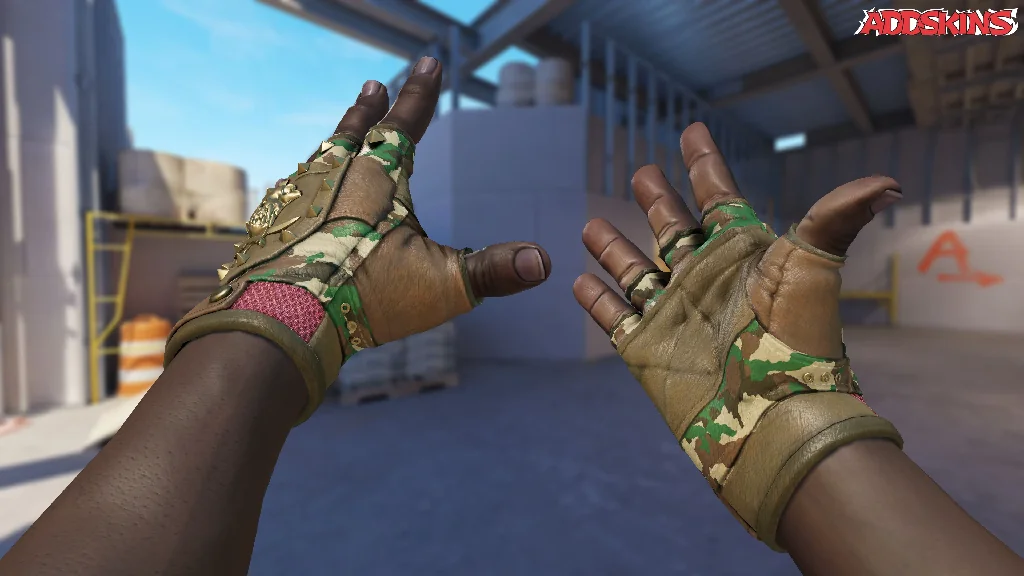 ★ Bloodhound Gloves | Guerrilla inspecting
