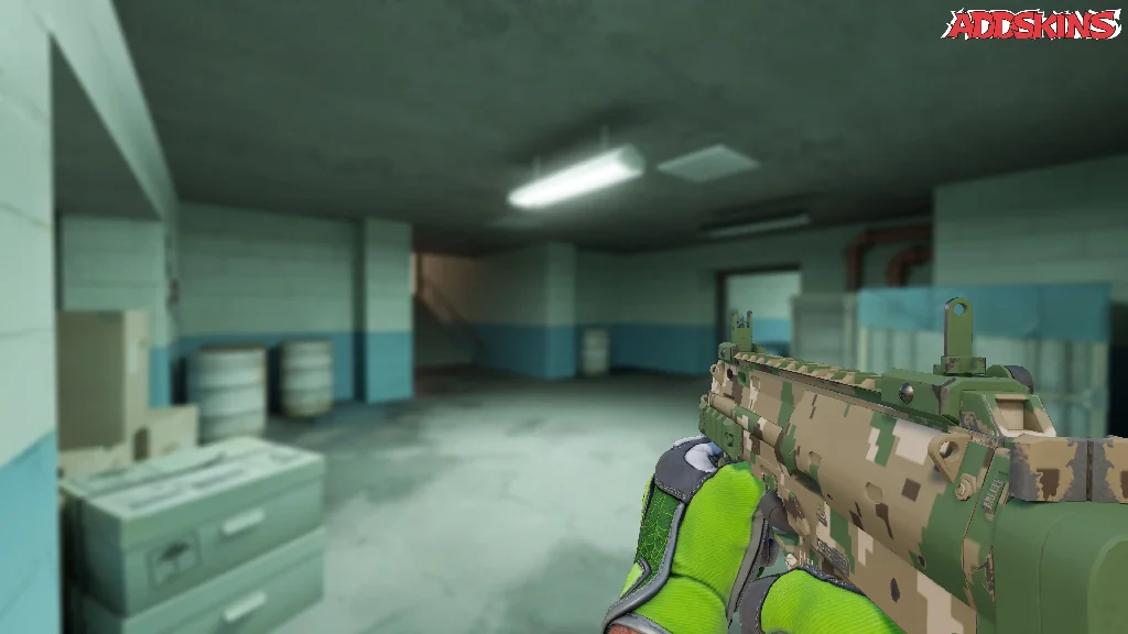 MP7 | Forest DDPAT holding